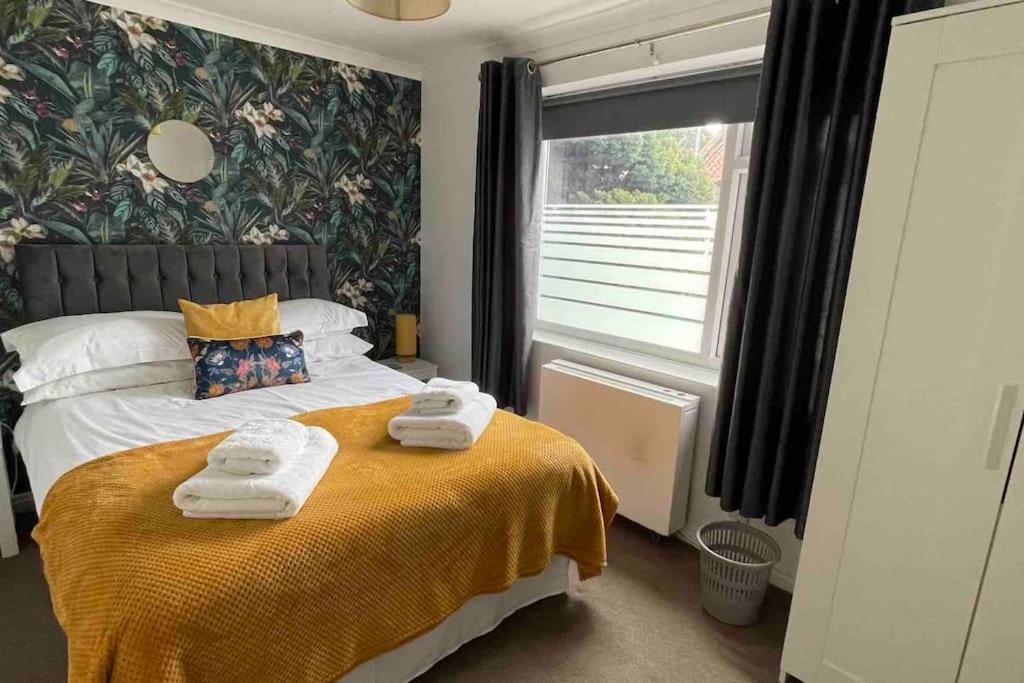 Cayton Village Hide Away Εξωτερικό φωτογραφία